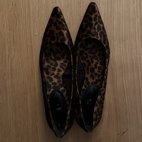 Zara leopard print pointed toe shoes - Picture 5 of 7